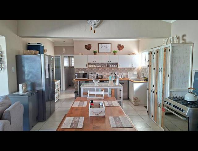2 BEDROOM TOWNHOUSE FOR SALE IN TERGNIET